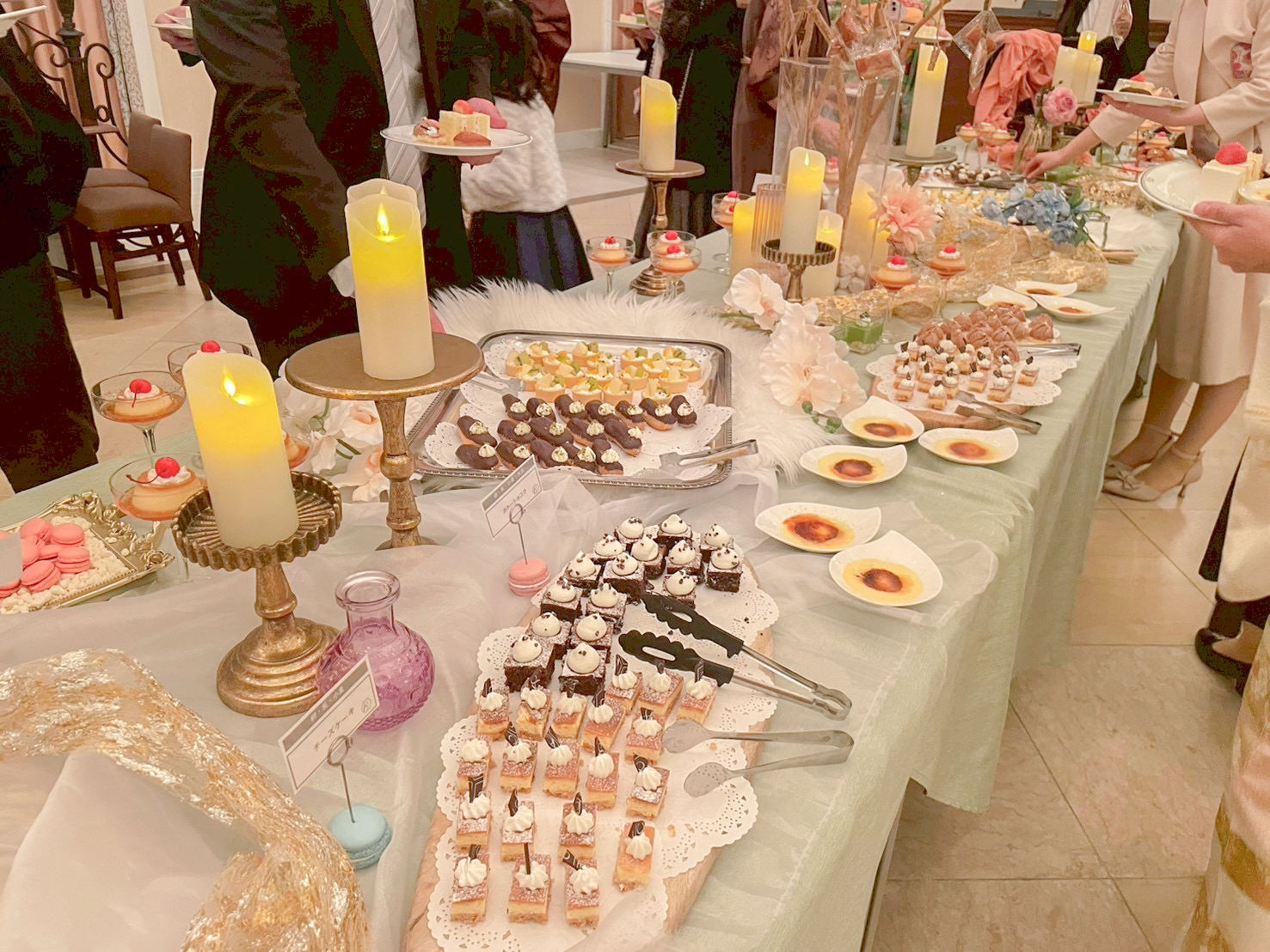 18 (アンウィット) Produced by Casa d' Angela