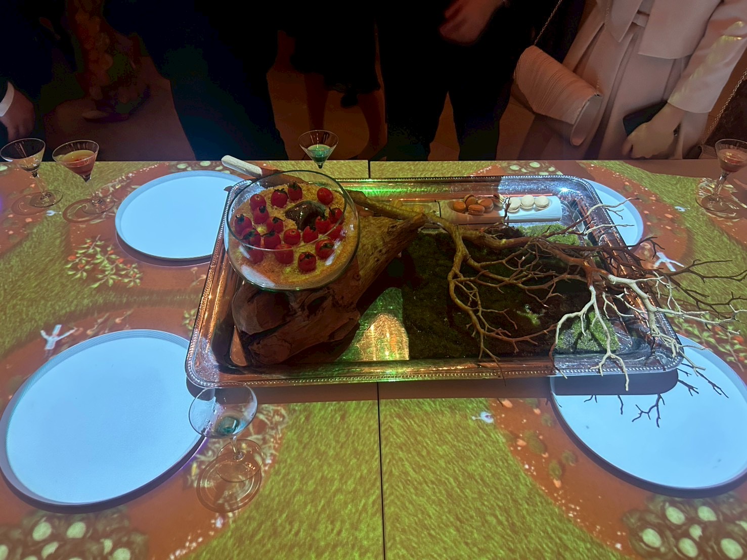 18 (アンウィット) Produced by Casa d' Angela