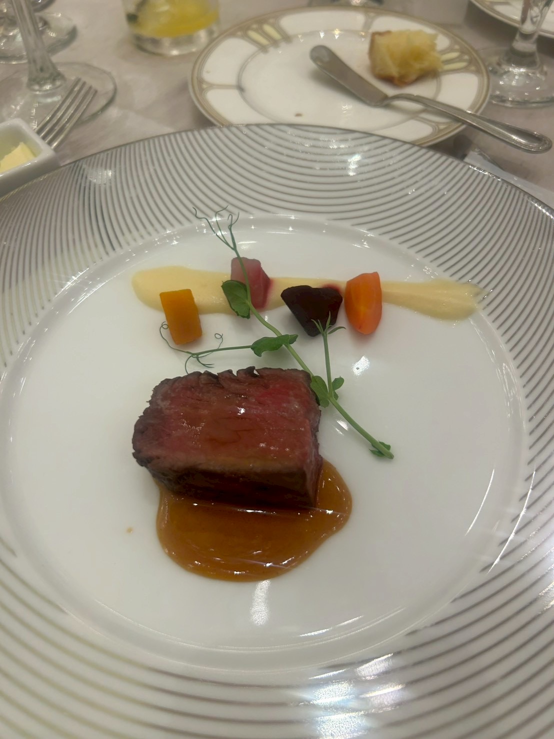 18 (アンウィット) Produced by Casa d' Angela