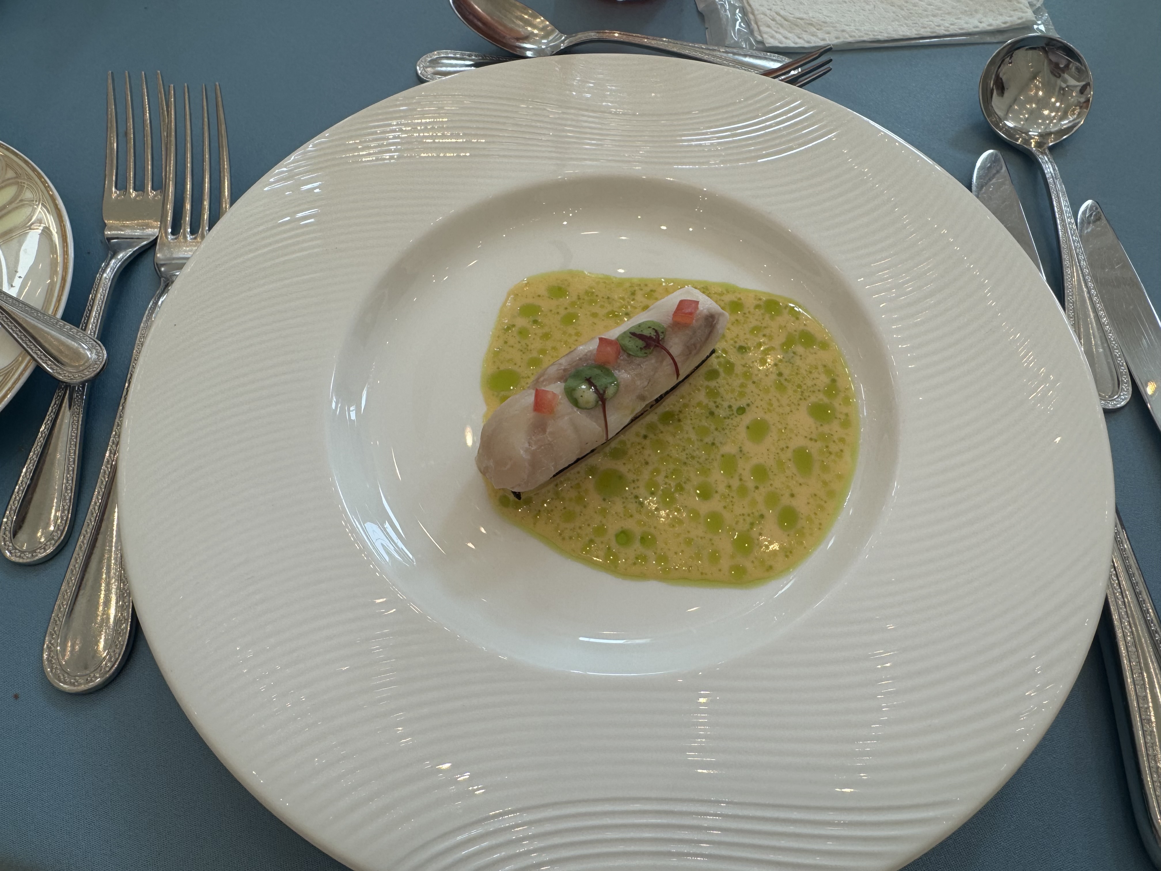 18 (アンウィット) Produced by Casa d' Angela