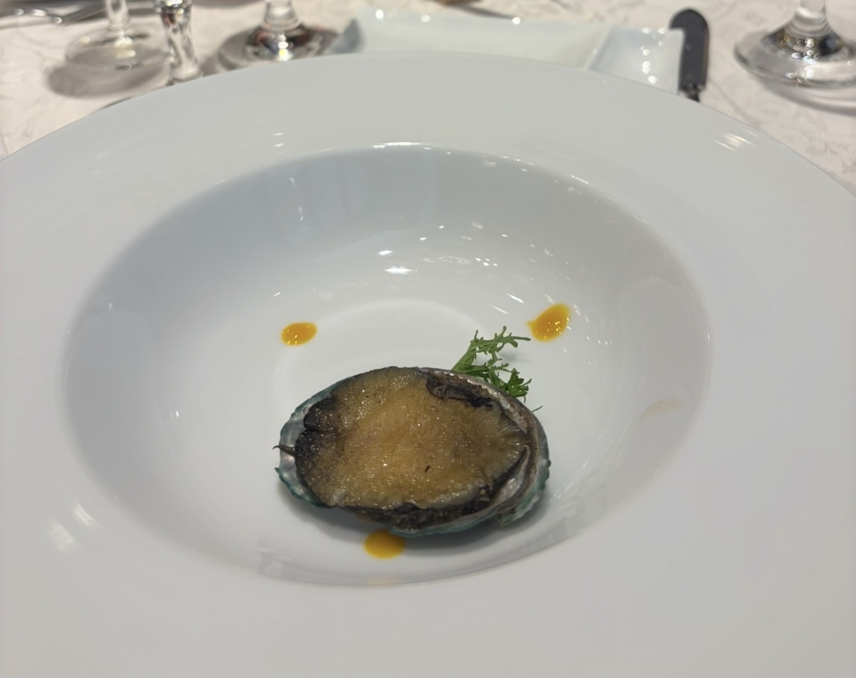 THE SEASONS LANDMARK KOBE KITANO