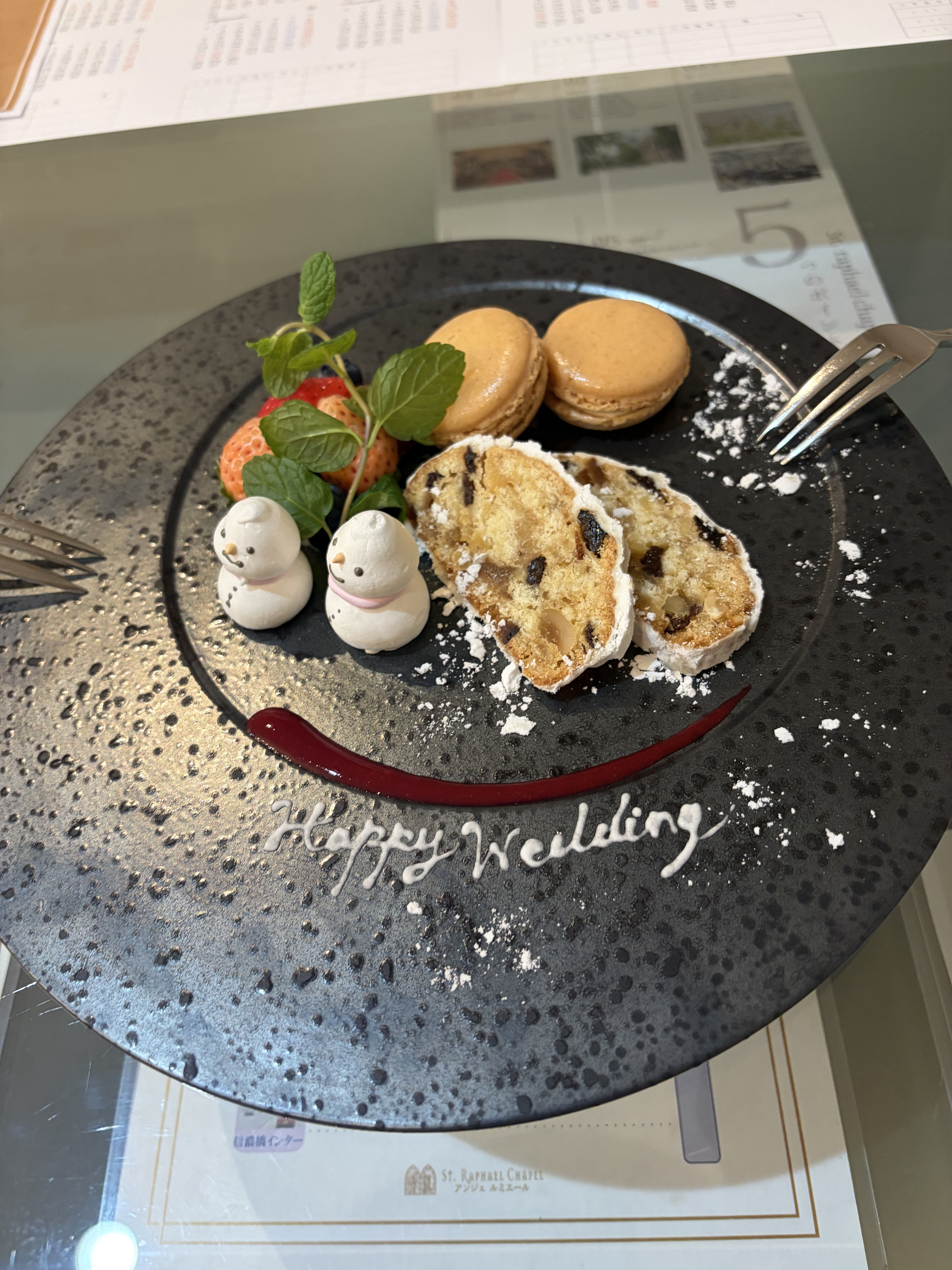 セント・ラファエロチャペル御堂筋