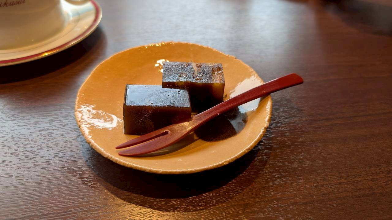 The KIKUSUIRO narapark(菊水楼)