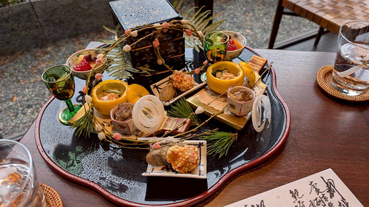 The KIKUSUIRO narapark(菊水楼)