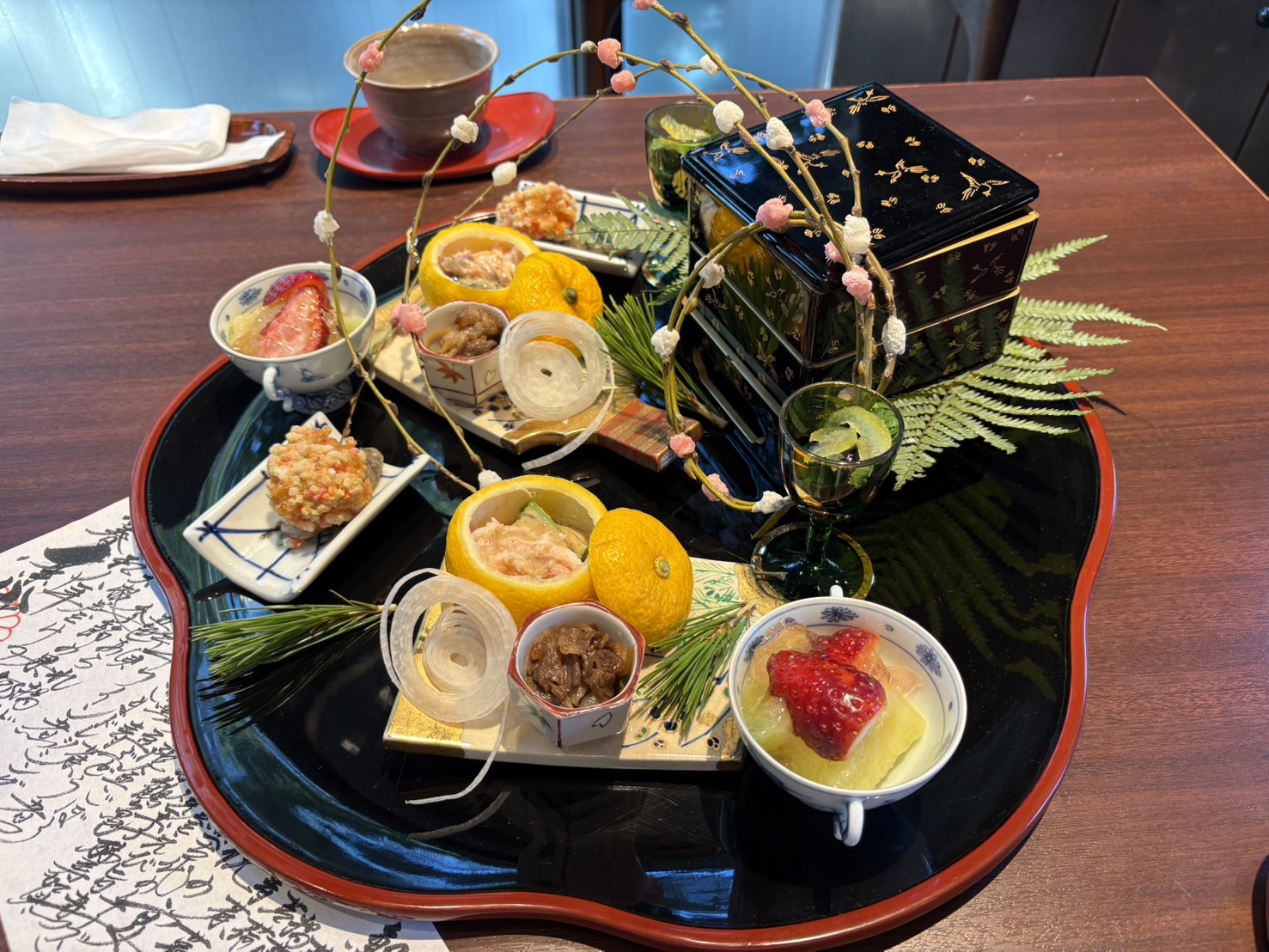 The KIKUSUIRO narapark(菊水楼)