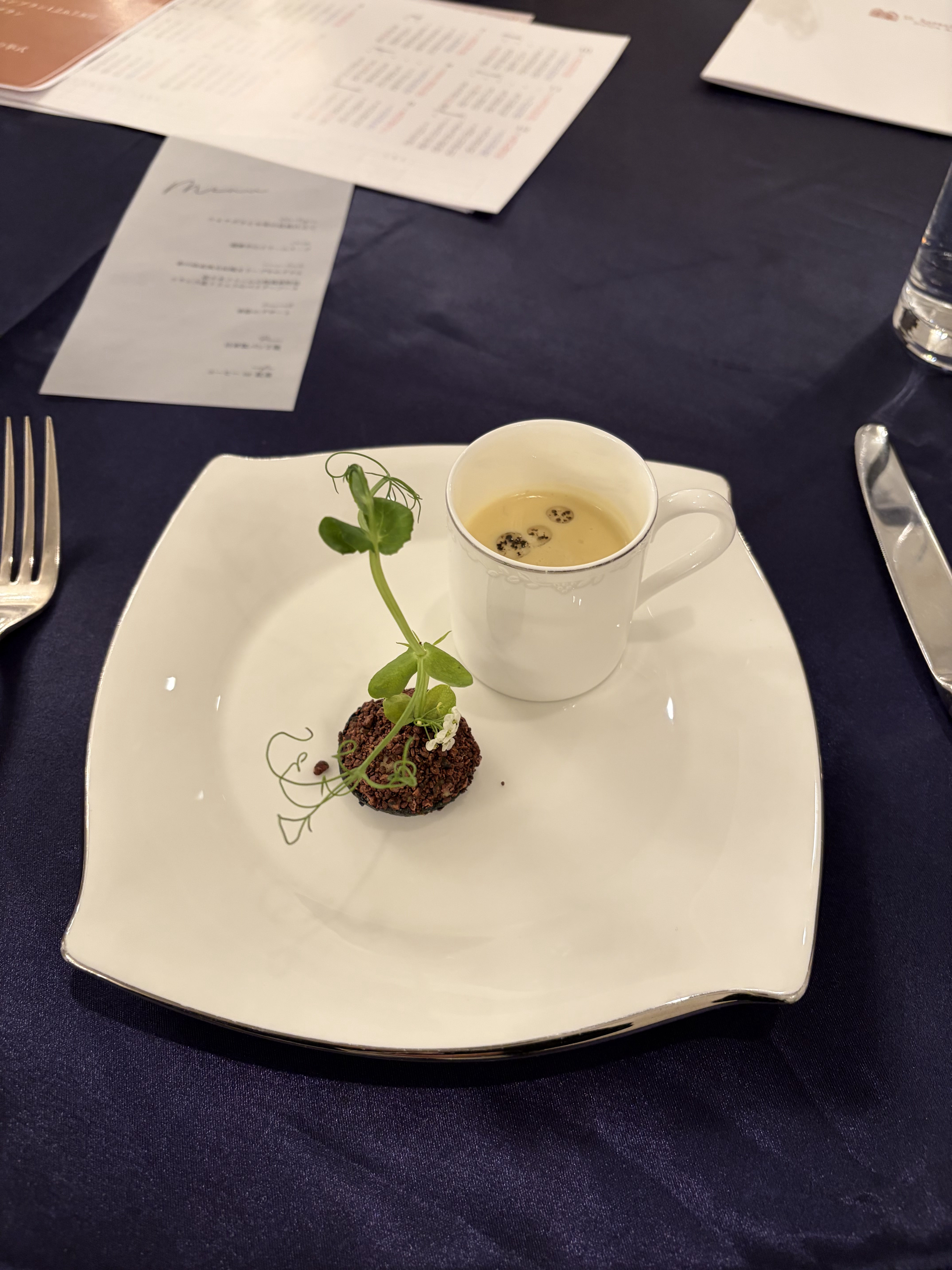 セント・ラファエロチャペル御堂筋