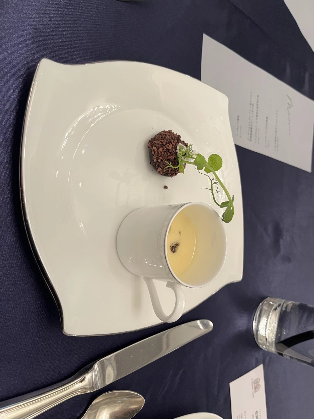 セント・ラファエロチャペル御堂筋