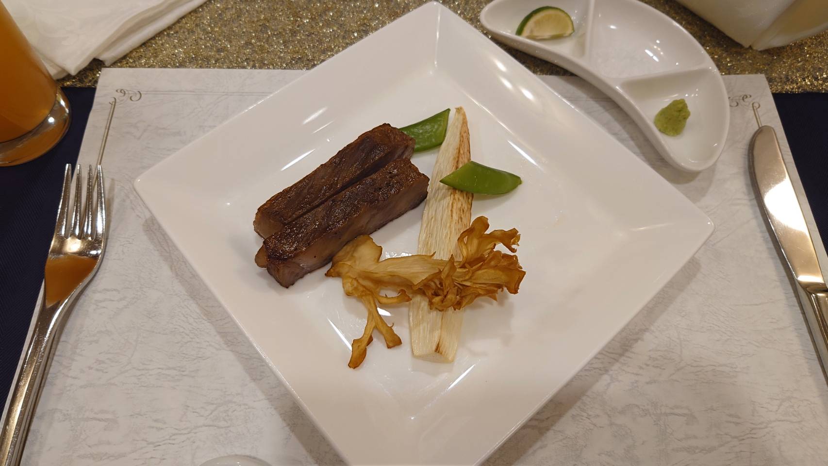 ピアザ ララ ルーチェ