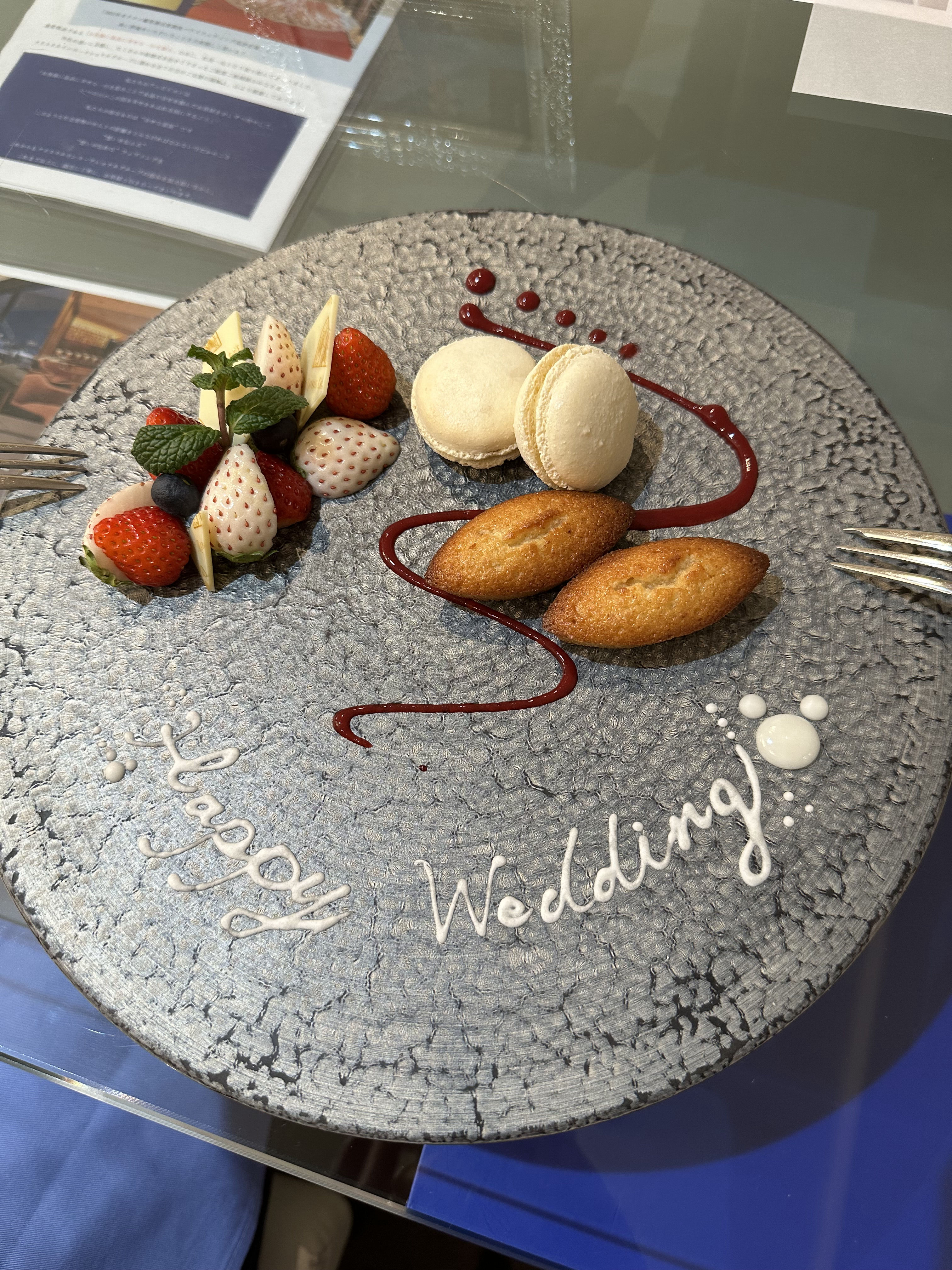 セント・ラファエロチャペル御堂筋