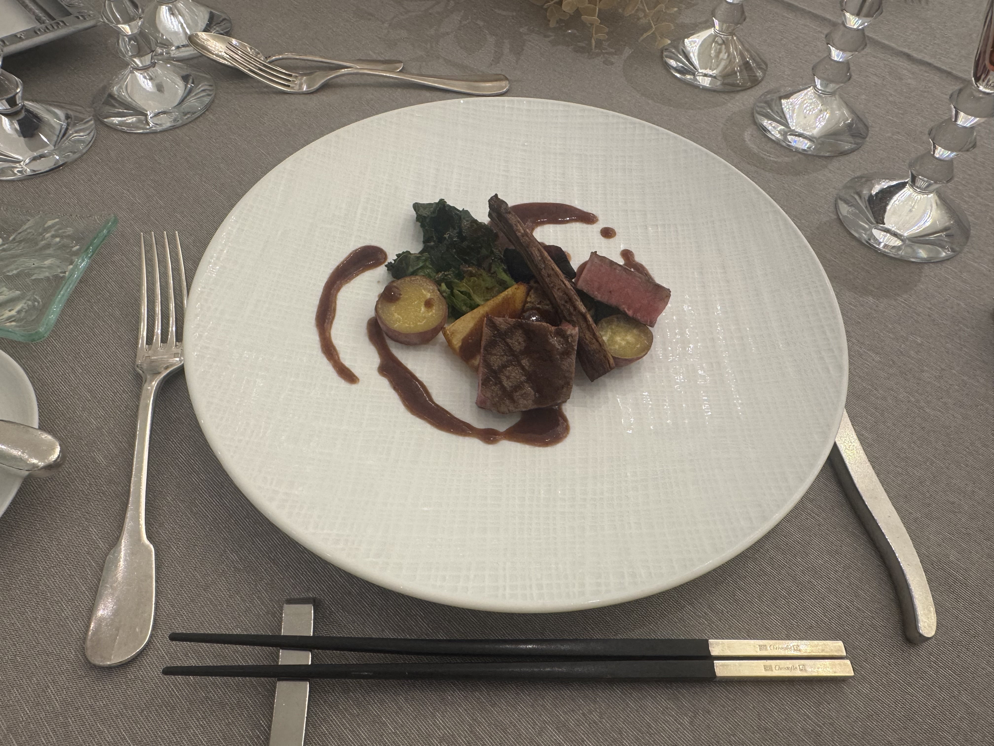 THE SUITE TOKYO by st.raphaelchapel(ザ スイート 東京)