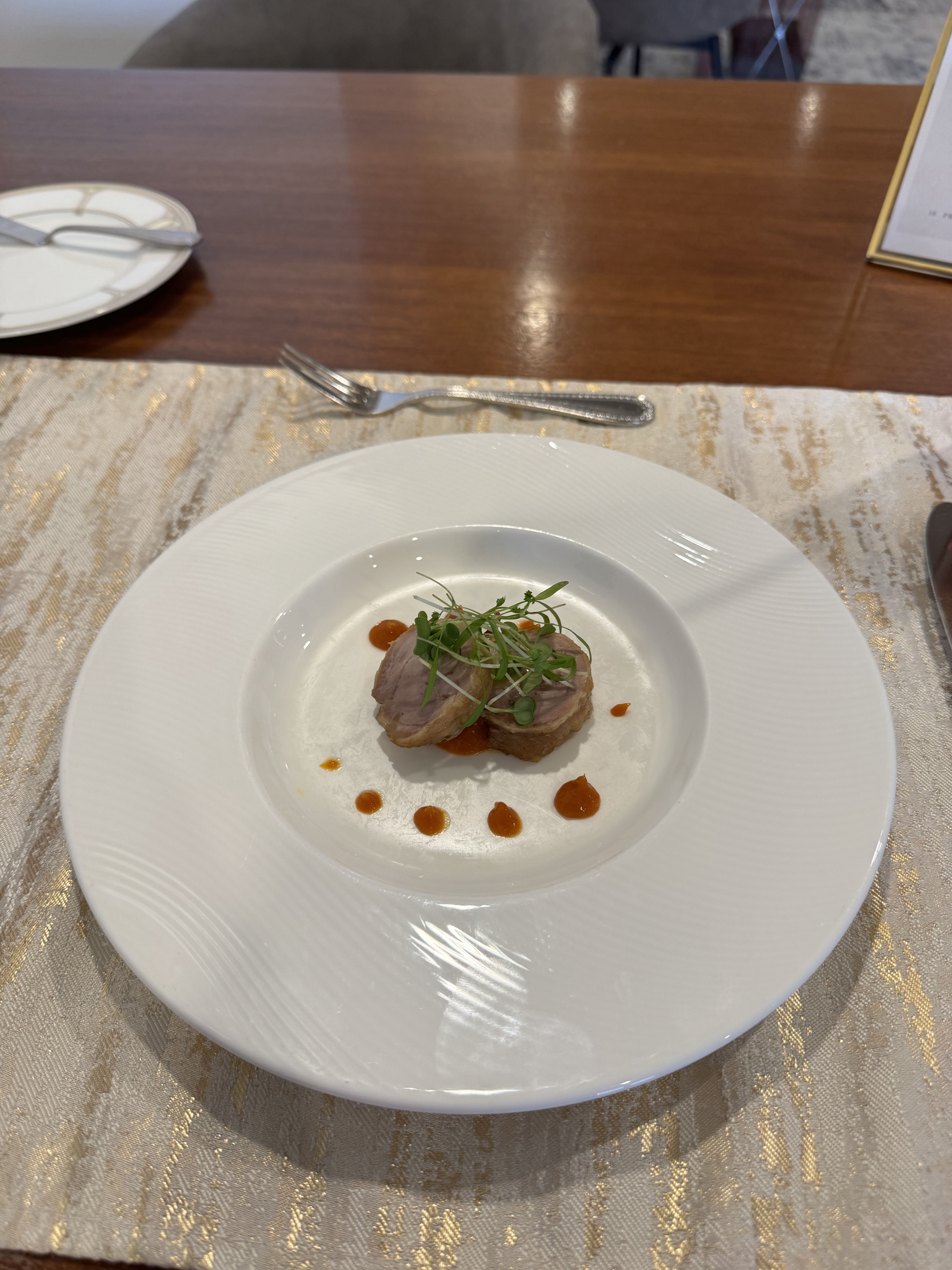 18 (アンウィット) Produced by Casa d' Angela