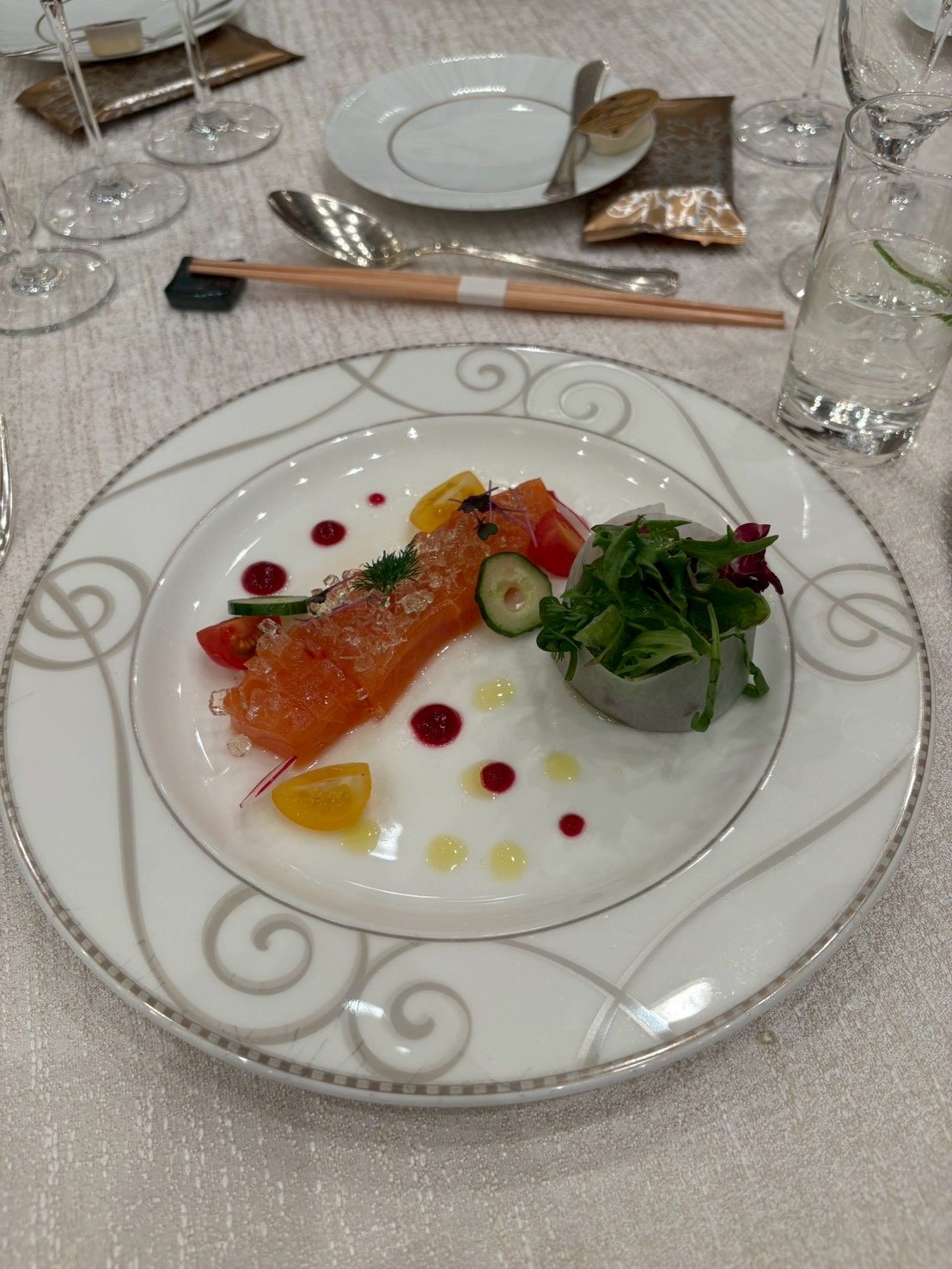 ザ ストリングス表参道