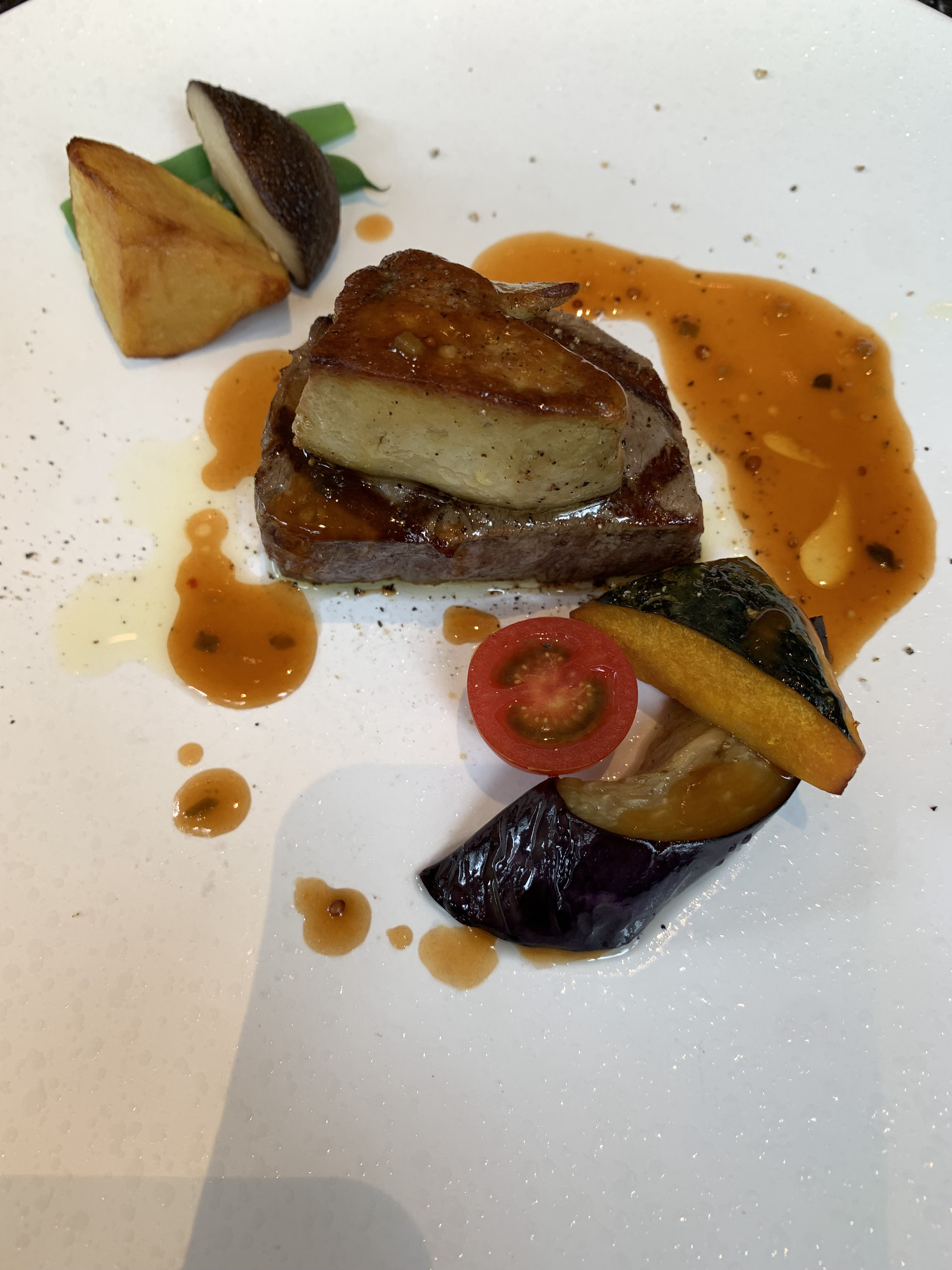 ザ ストリングス表参道