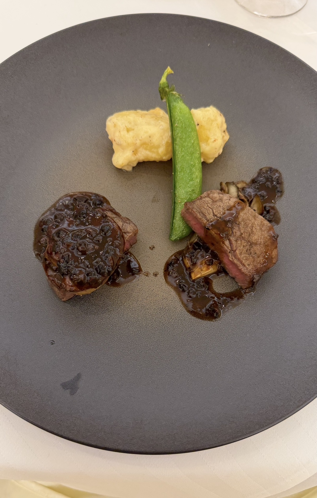 アンフェリシオン