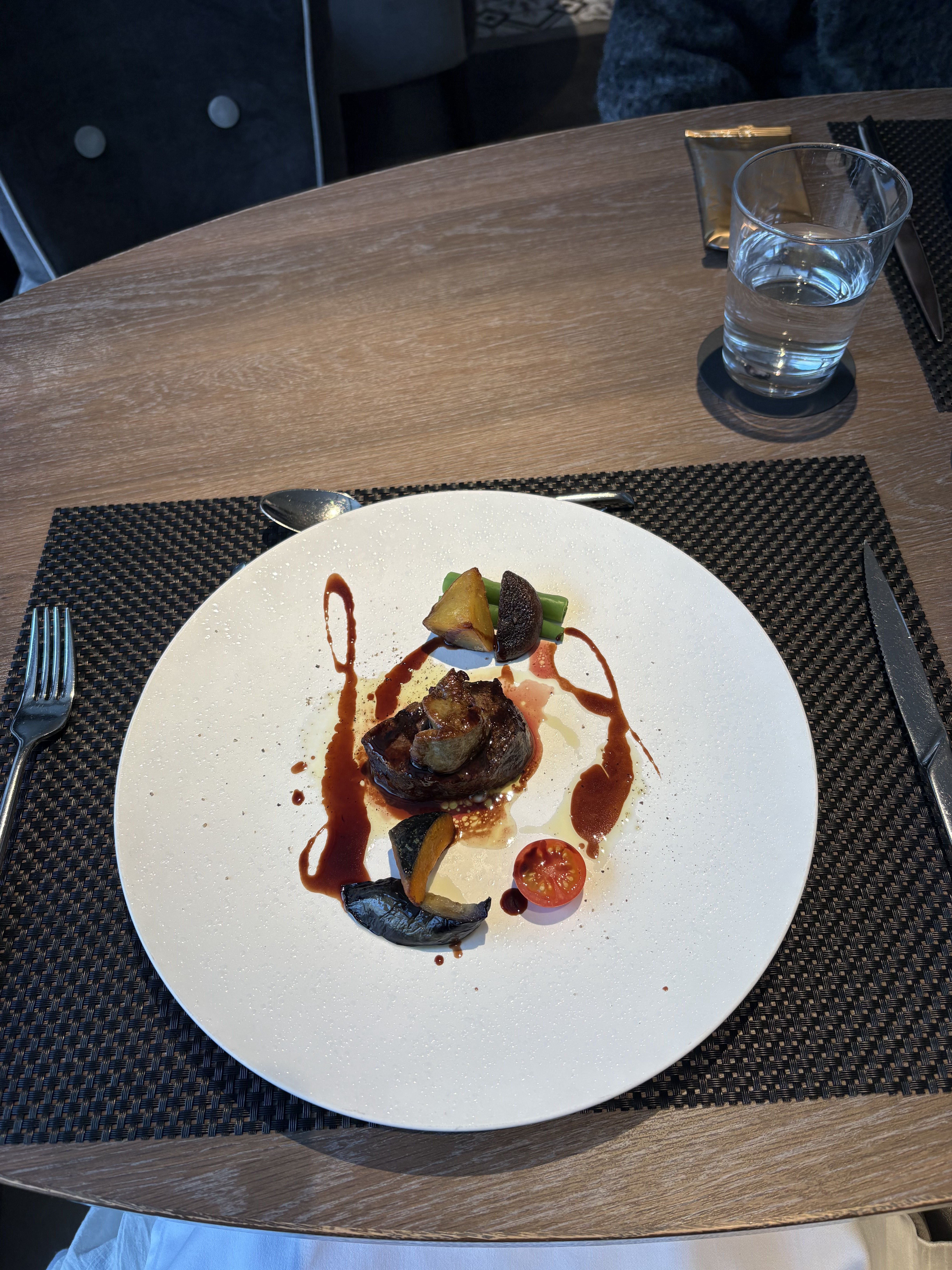 ザ ストリングス表参道