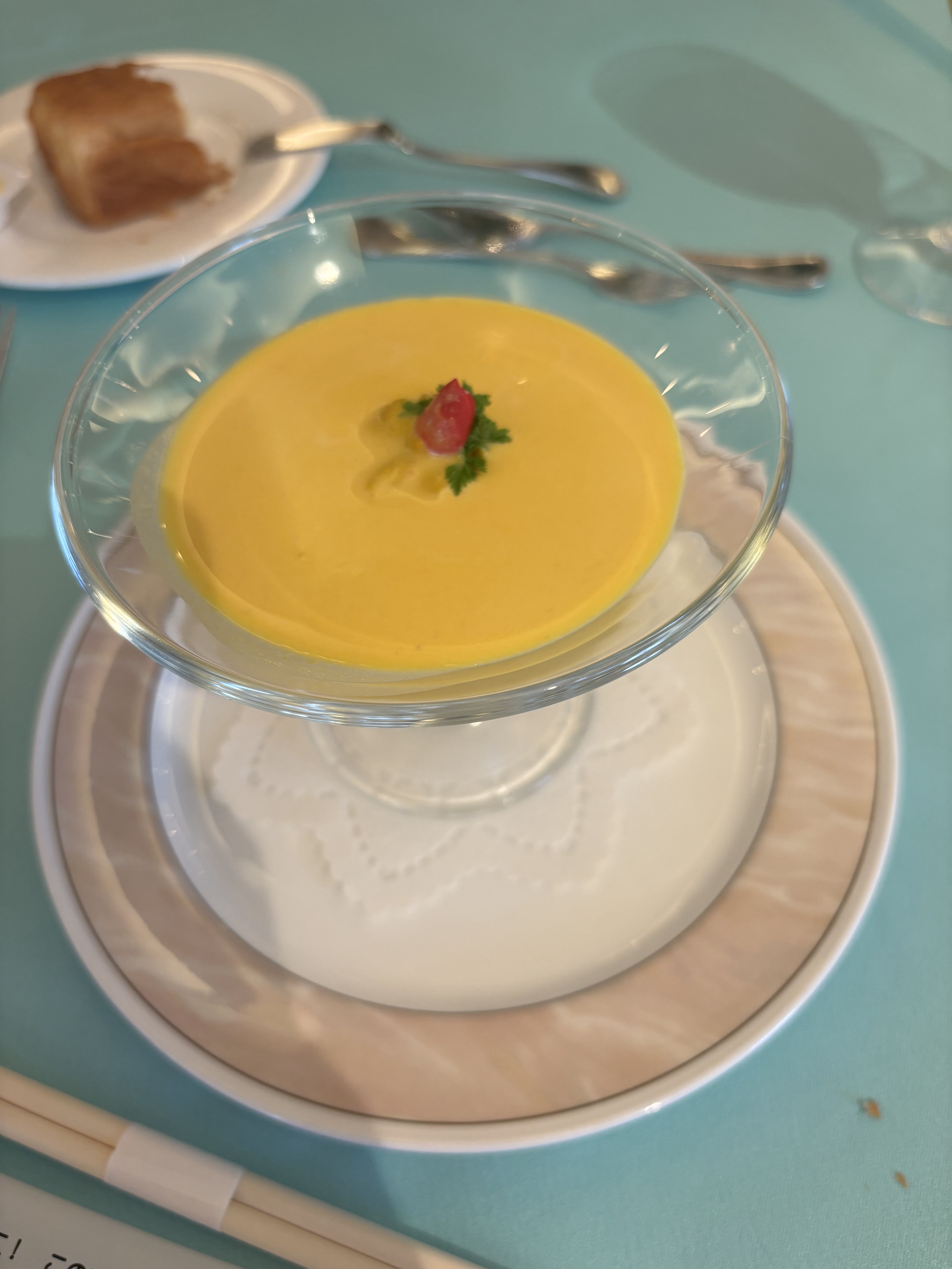 ベルヴィ郡山館