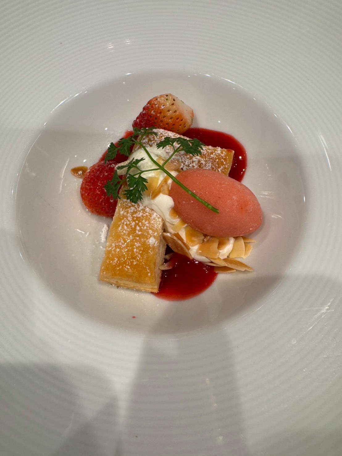 ザ ストリングス表参道