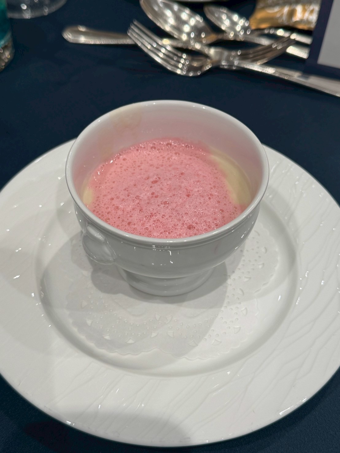 ザ ストリングス表参道