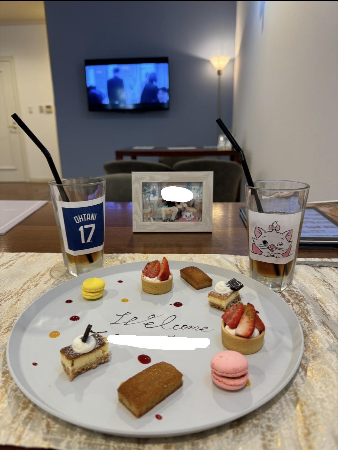 18 (アンウィット) Produced by Casa d' Angela