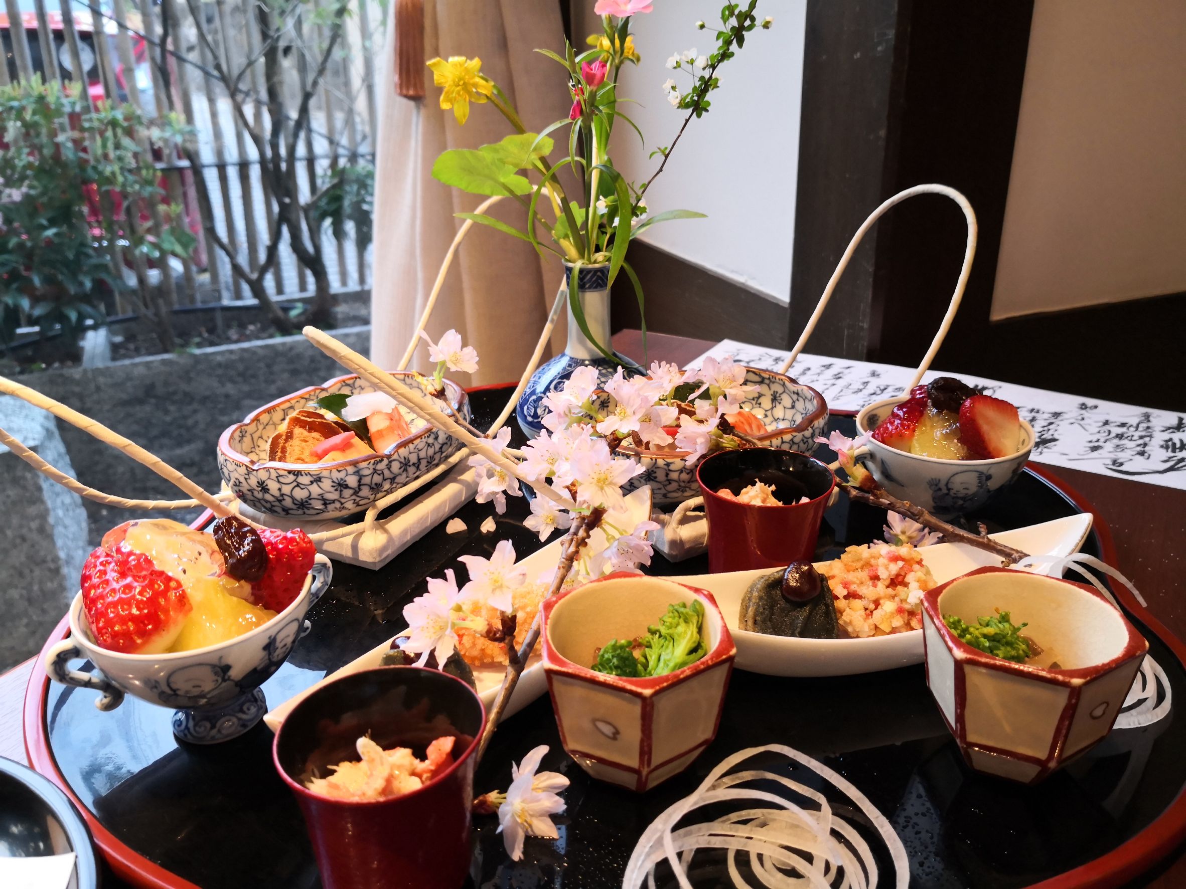 The KIKUSUIRO narapark(菊水楼)