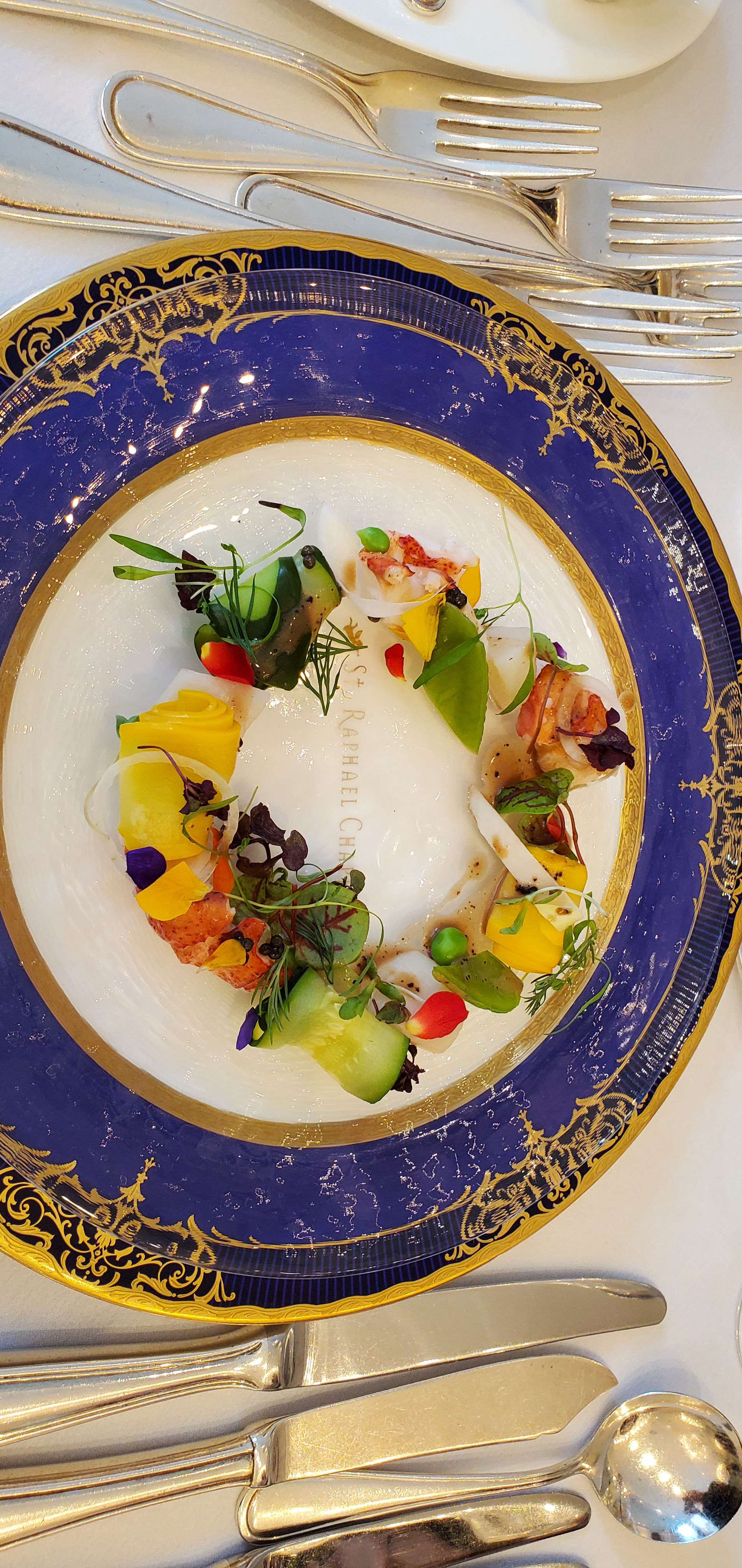 セント・ラファエロチャペル御堂筋