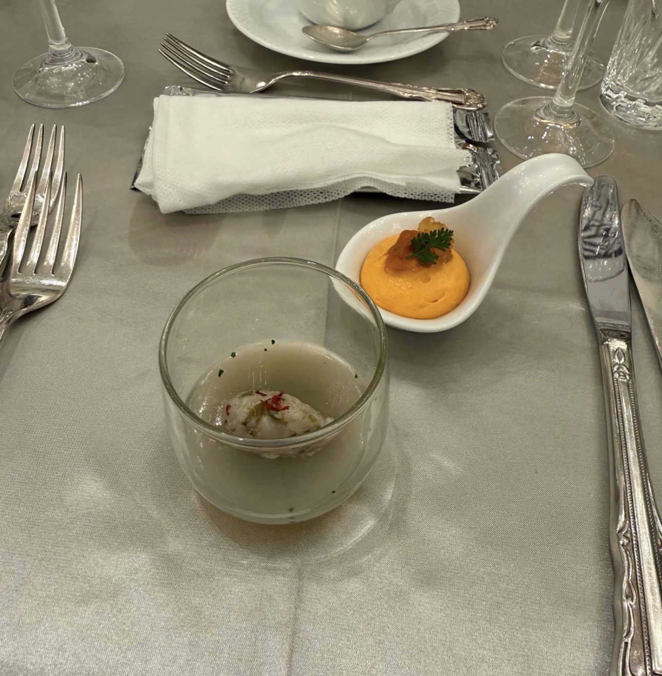 カサ・デ・アンジェラ馬車道(Casa d' Angela)