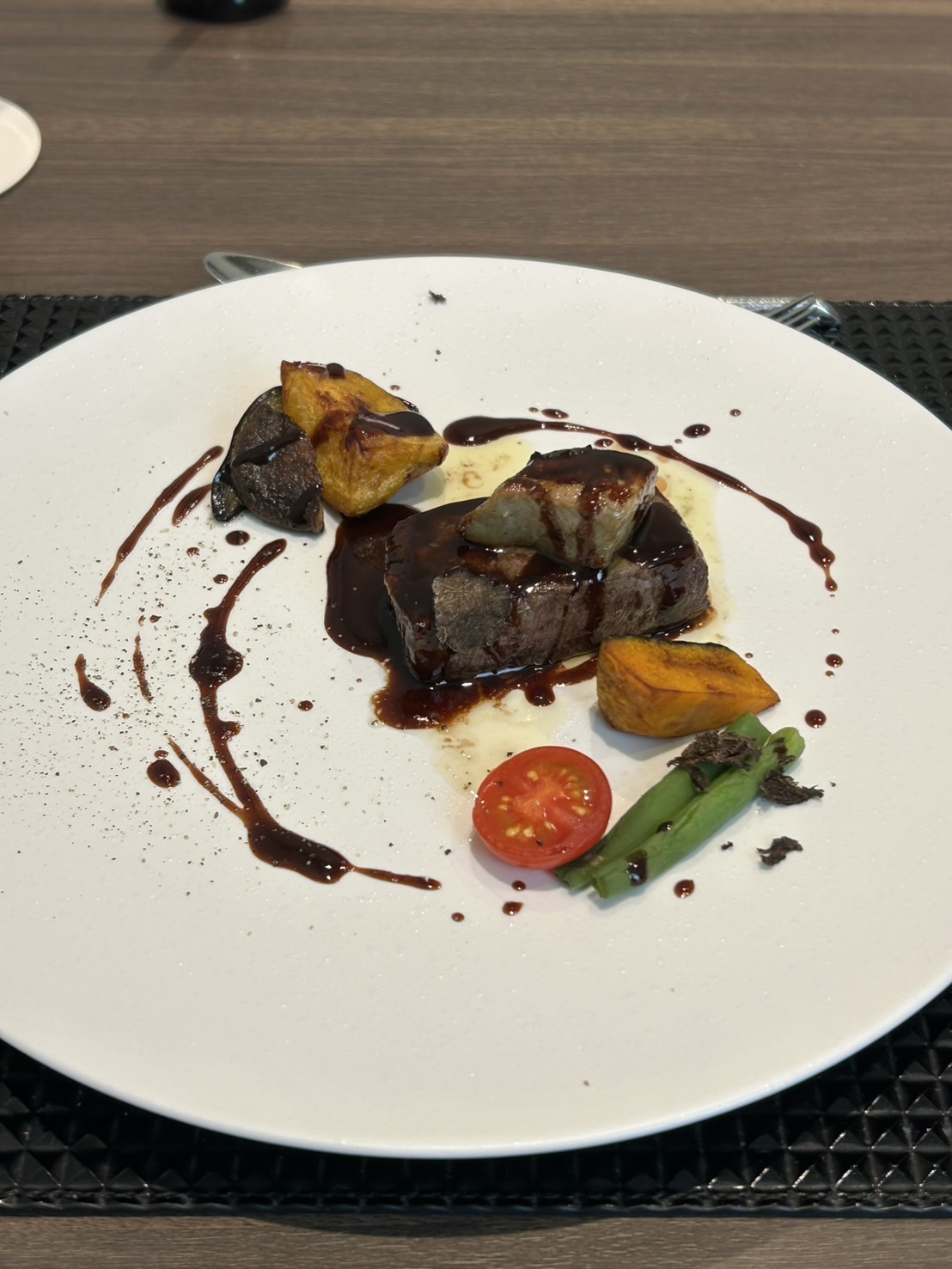 ザ ストリングス表参道