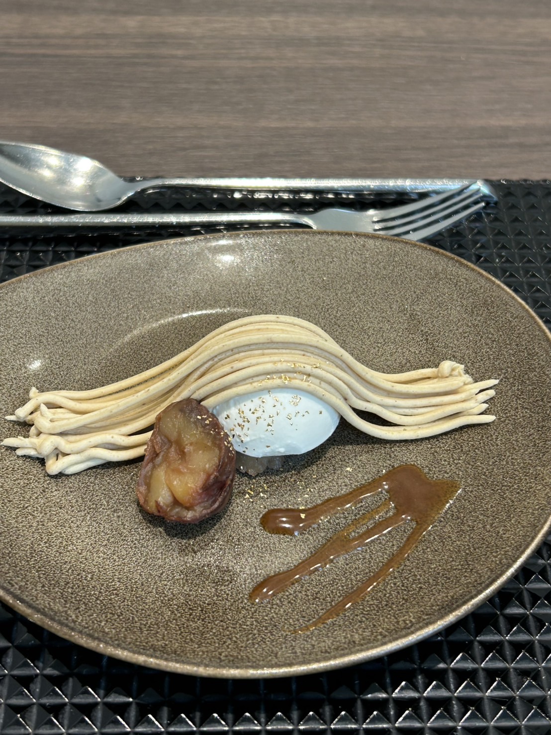 ザ ストリングス表参道