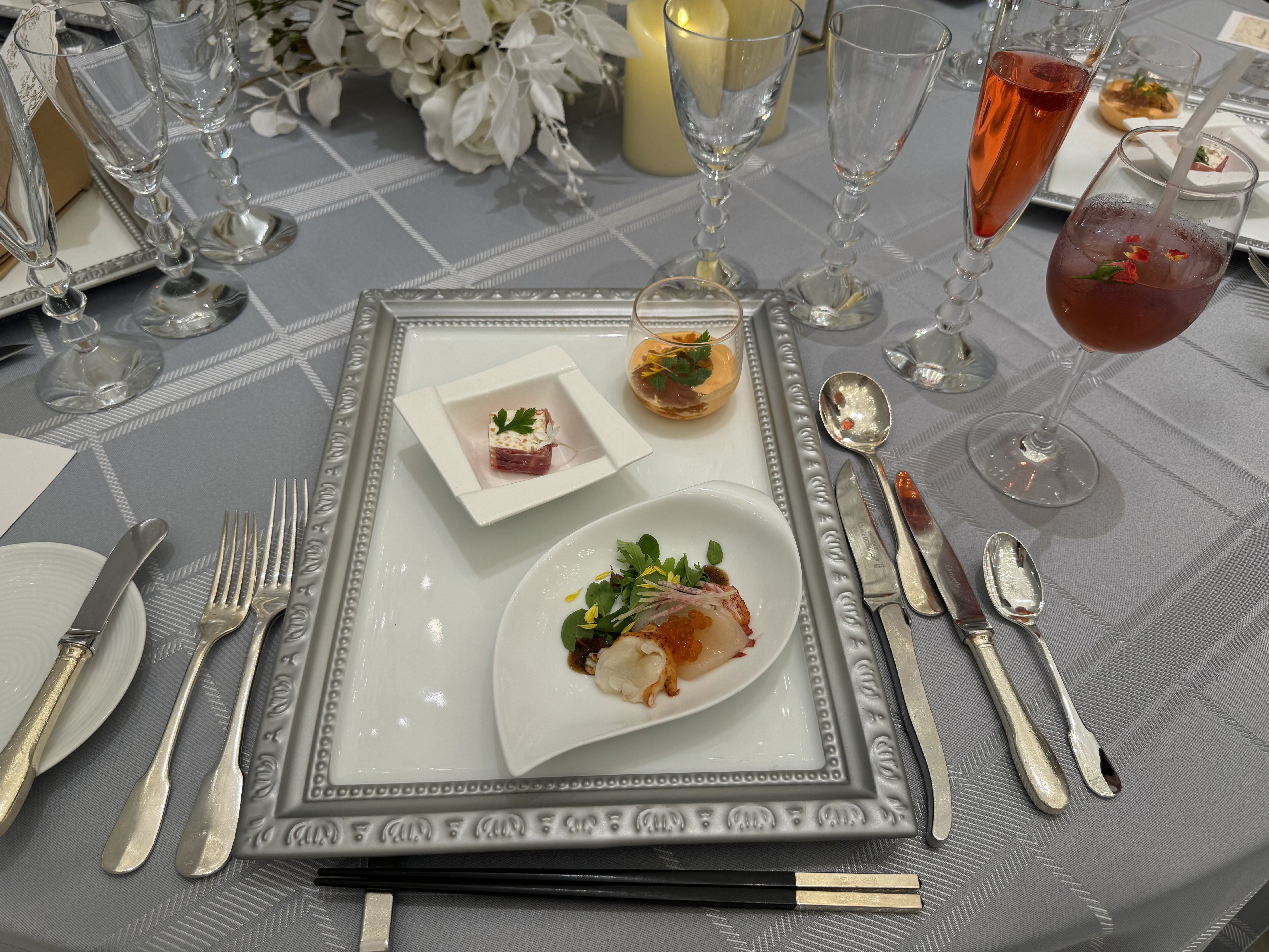 THE SUITE TOKYO by st.raphaelchapel(ザ スイート 東京)