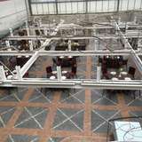 会場 冬季はまだぶどうがなくさみしいです