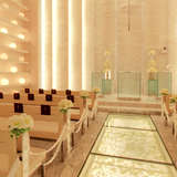 ライトが可愛いチャペル。