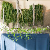 石壁装花＆メイン席は抜け感を出しました