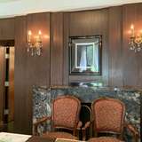 一階の小さめの個室