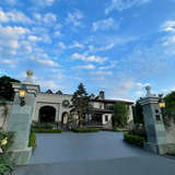 本館エントランス