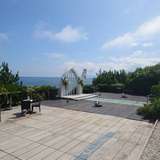 屋内チャペル左から