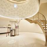 和の雰囲気もあるエントランス