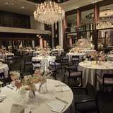 クリスタルスカイ披露宴会場(夜)