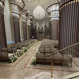 チャペル、パイプオルガンを正面