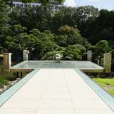 挙式会場の庭園