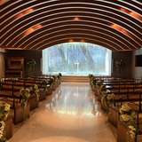 幻想的なチャペル