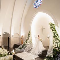 天井高10m超！圧巻大聖堂で感動体験★豪華6品試食付き