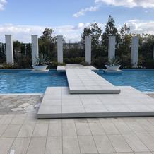 ハンプトンズスタイルのプール