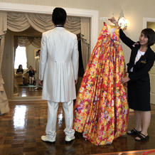 カラードレスは蜷川実花さんの！