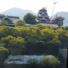 披露宴会場からは綺麗に熊本城が見えます