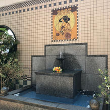 ガーデンにはかわいい水場がありました