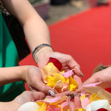 フラワーシャワー