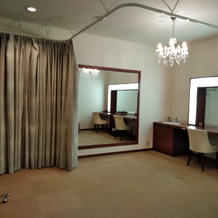 新郎新婦用着替え室