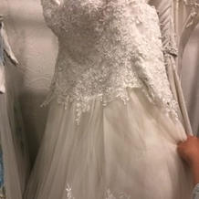 トップス刺繍ローウエストティアード