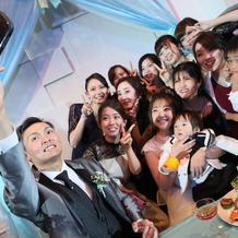 友達との写真撮影