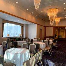 披露宴会場近くの廊下3